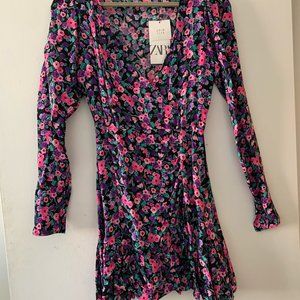 Zara Floral Mini Dress with Longsleeves